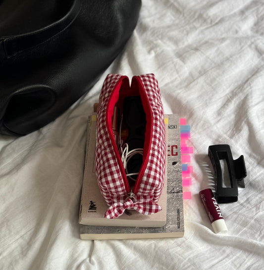 Piórnik - "Red Check"