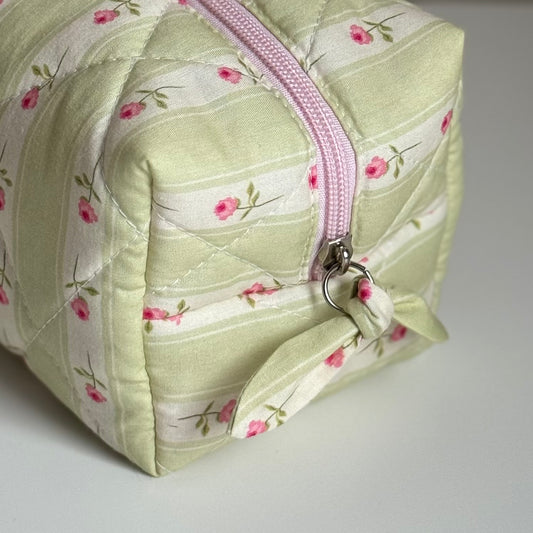 Kosmetyczka-kuferek - "Soft Green"