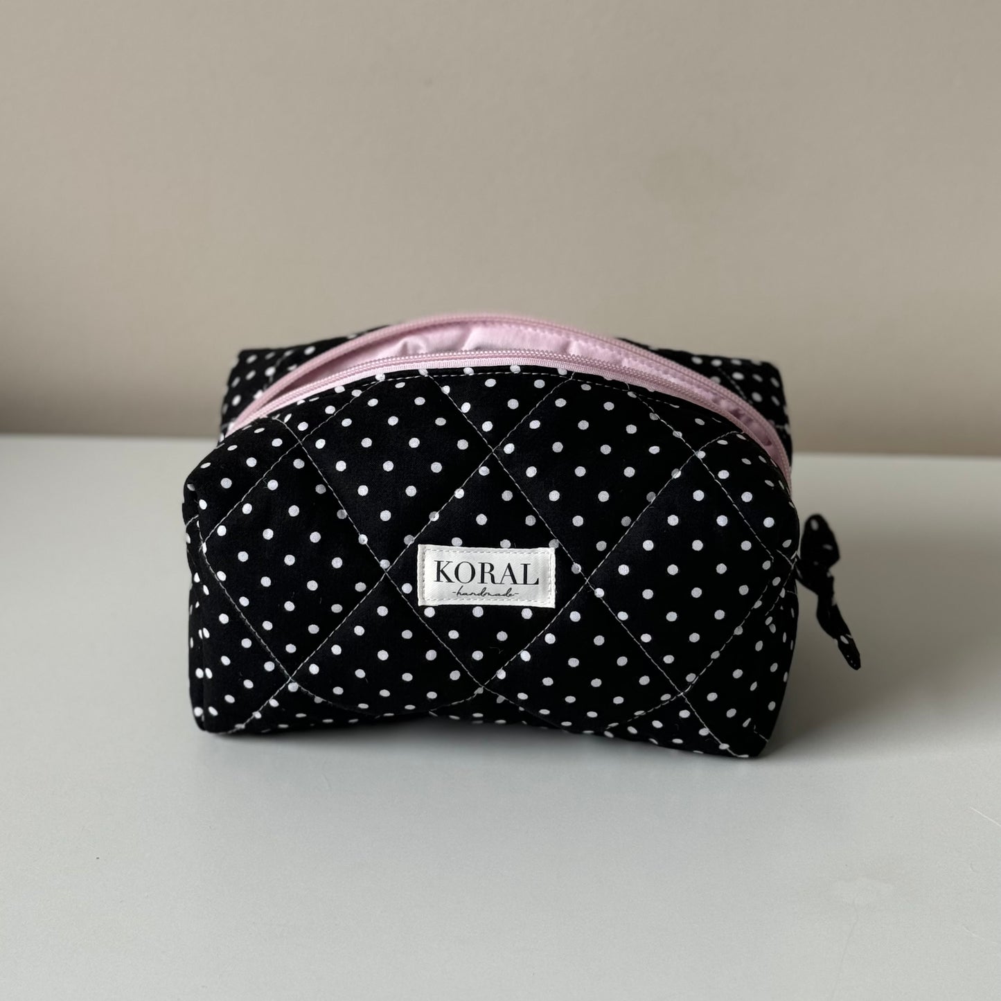 Kosmetyczka-kuferek - “Polka dot”