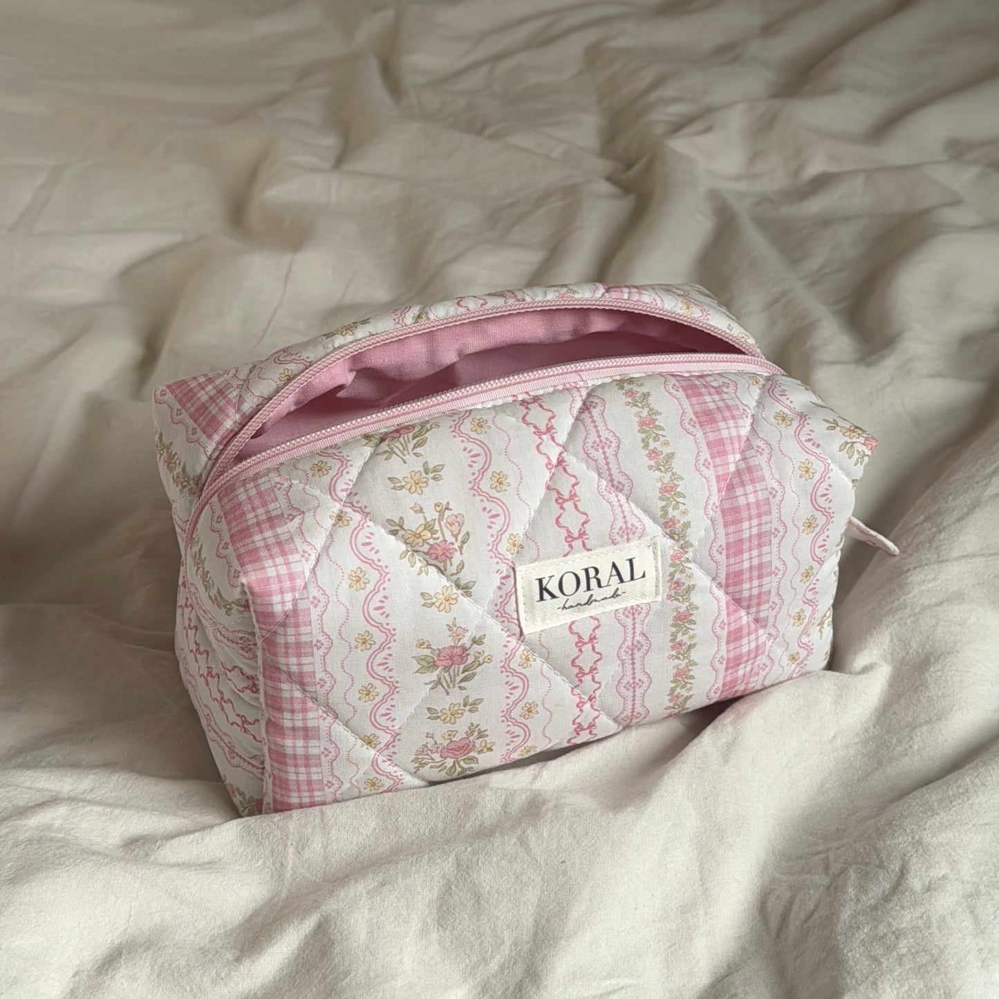 Kosmetyczka-kuferek - „Pink Patchwork”