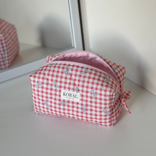 Kosmetyczka-kuferek - "Red&Ribbon"