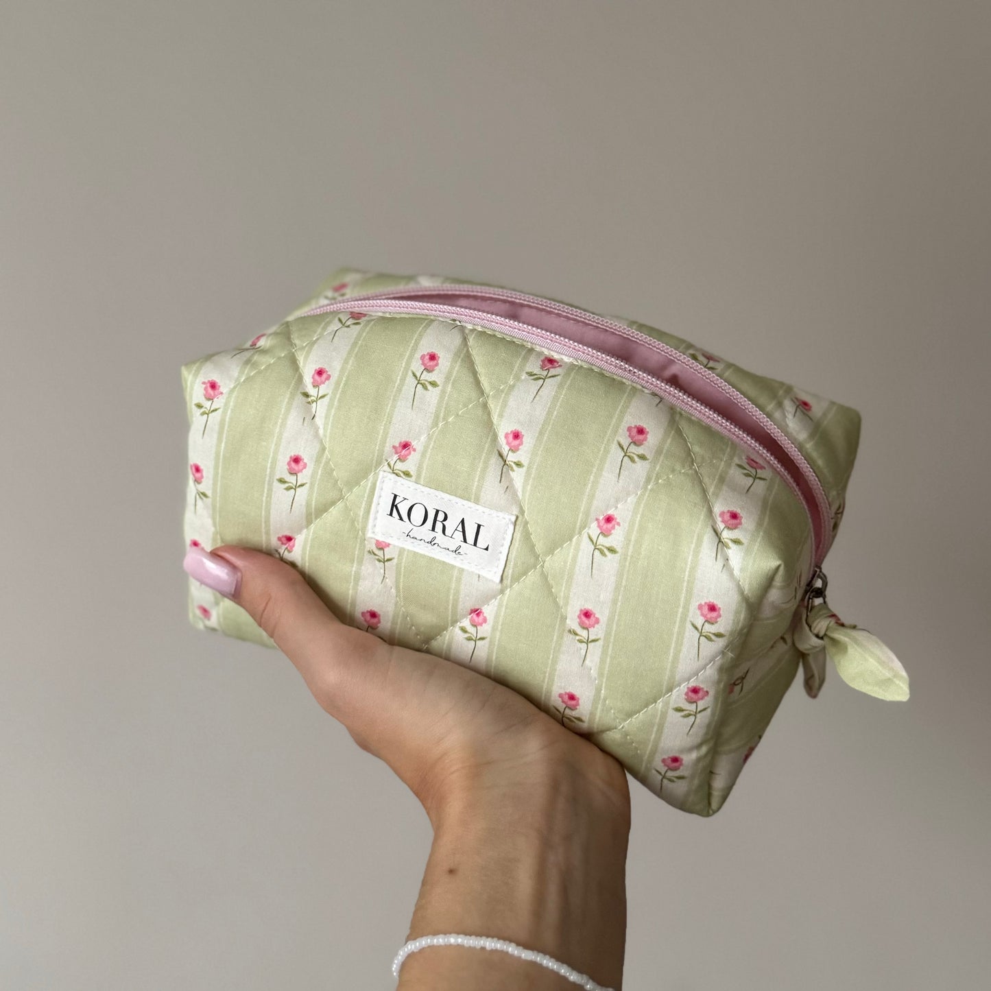 Kosmetyczka-kuferek - "Soft Green"