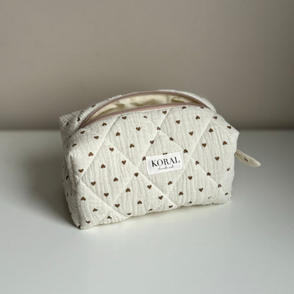 Kosmetyczka-kuferek - "Hearts"